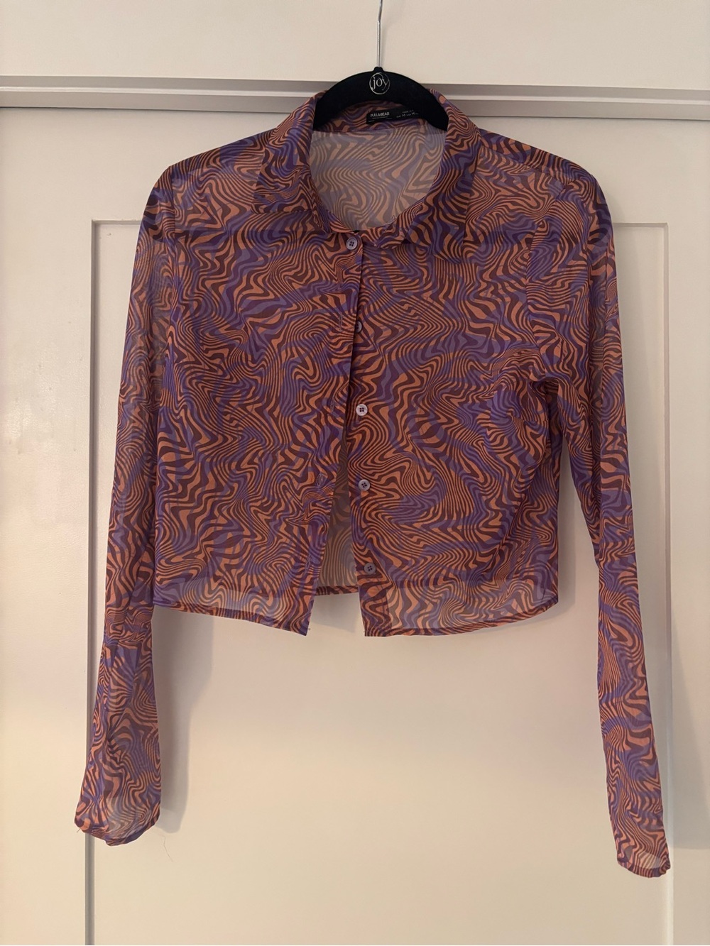 Pull&Bear Retro Swirl Sheer Mesh Cropped
Button Down - Picture 3 of 5